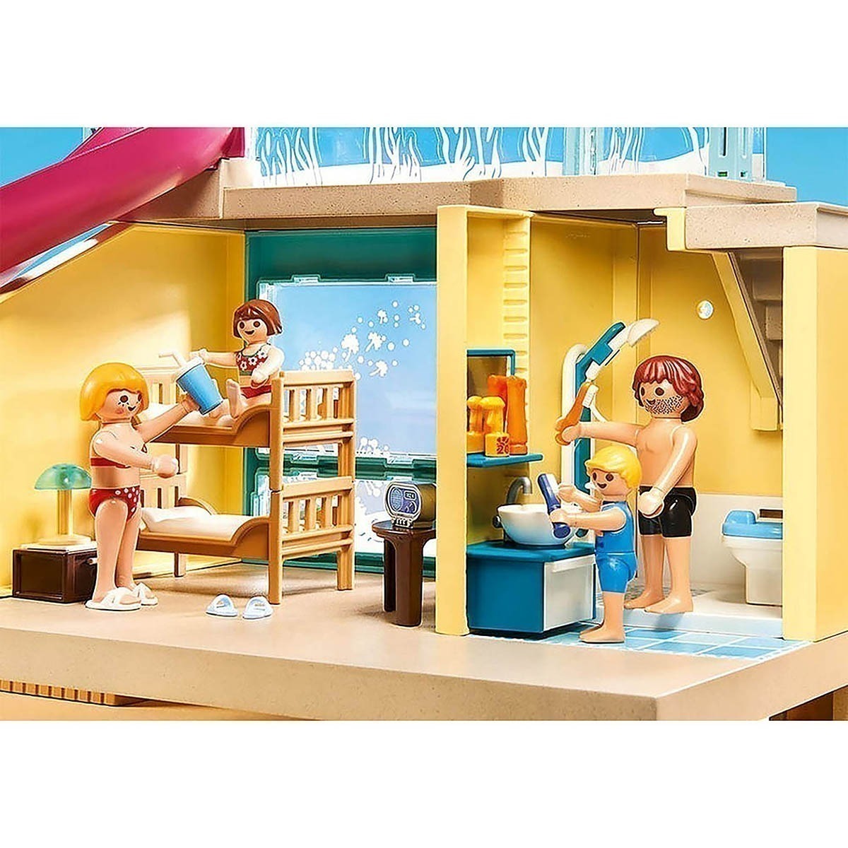 Playmobil - Bangalo Com Piscina - Family Fun - 70435