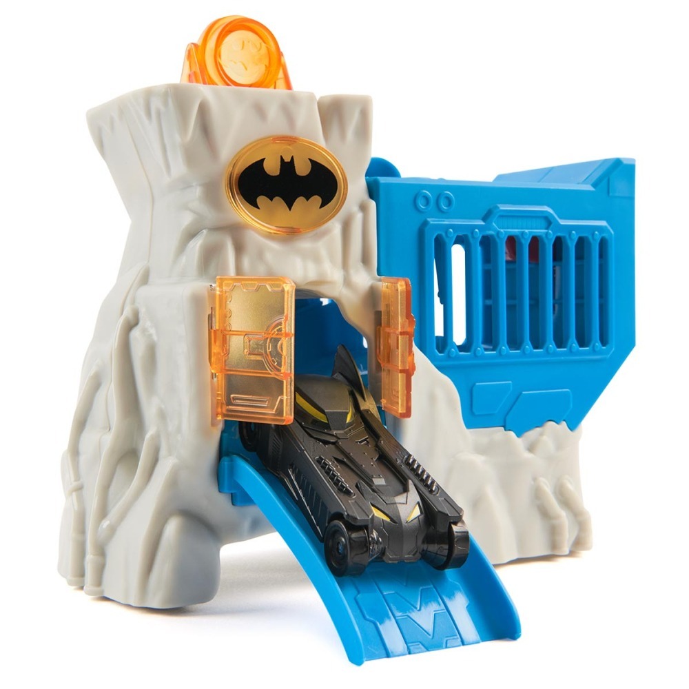 Batman - Playset Mini Batcaverna Com Pista E Batmovel